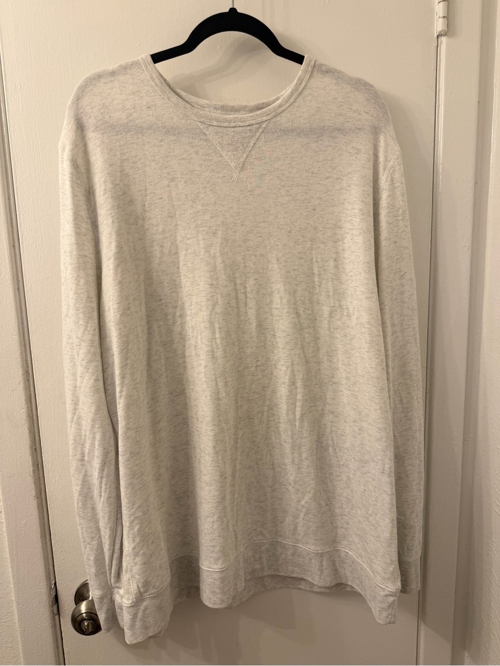 Sonoma Men's Crewneck Sweatshirt in Heather Light Gray